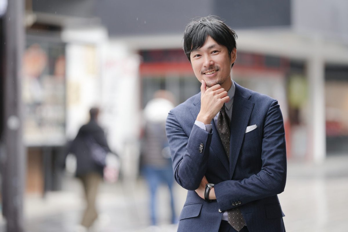 Image for the Tweet beginning: 🕴【かっこいいイケオジの条件】🕴

━━━━━━━━━━━━━━━━━━
✅ 清潔感：髪・肌・服装
✅ 余裕：マナー・トーク・落ち着き
✅ 趣味・知識：会話の引き出し
✅ 体型管理＆姿勢
━━━━━━━━━━━━━━━━━━

派手な若作りより、…