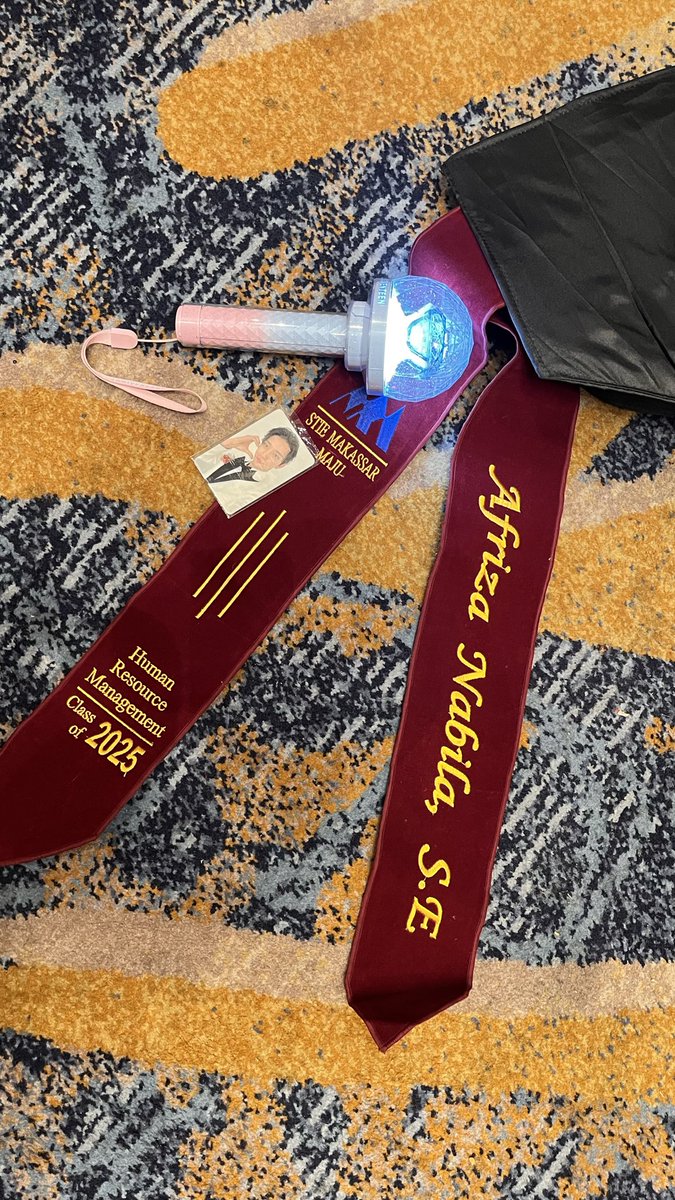yess i did it!!!🎓 jeonghann liat ini aku berhasillll