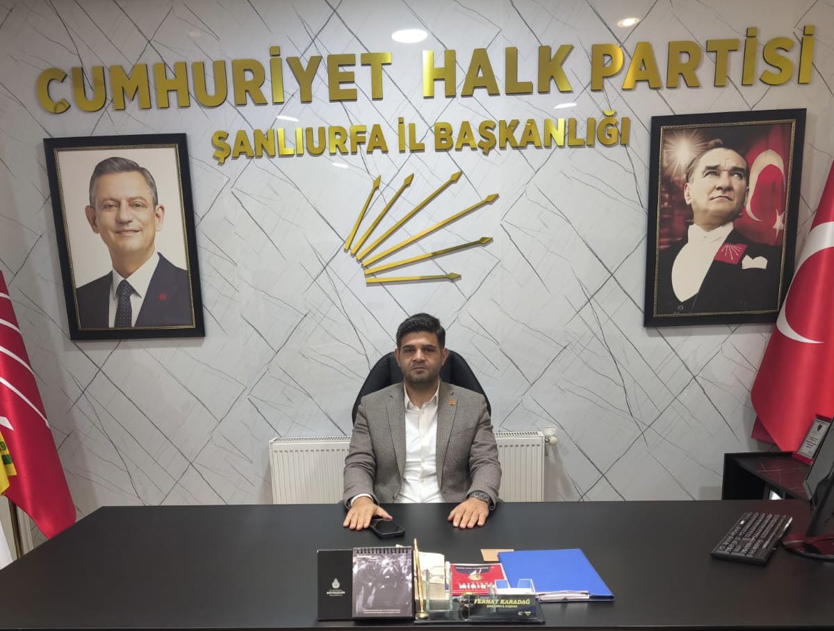 Bugün CHP Şanlıurfa il binasında nöbetçiyim. Siz değerli halkımızı, vatandaşlarımızı çayımızı içmeye beklerim. 

Ayriyeten bugün cuma günü. En hayırlı ve bereketli günlerden biri. Bu günün fevzi ve bereketi hanemizden, iş yerimizden eksik olmasın. Bu vesile ile cumanızı tebrik