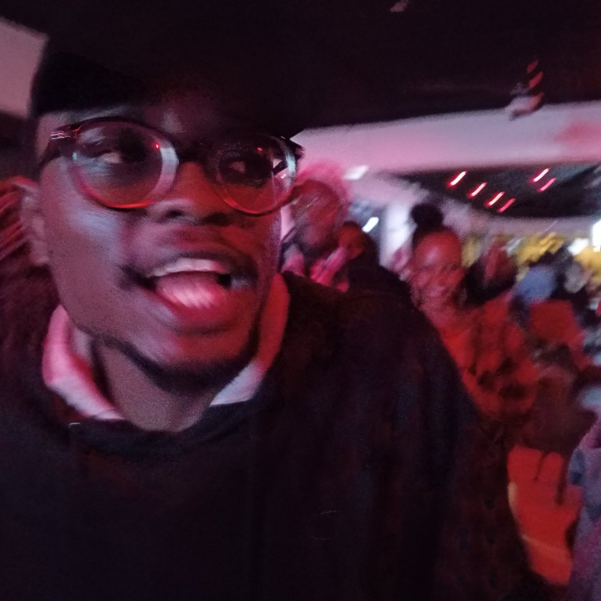 _SamoraMachel's tweet photo. We had dreams the world never got to see, plans that touched the edges of the earth! But life shifted the path.
I’ll carry your spirit in every adventure.

Maybe I don’t know how to mourn you
because all you ever showed me was how to live life fully.

And maybe I never will… https://t.co/hIMwn0g5oJ