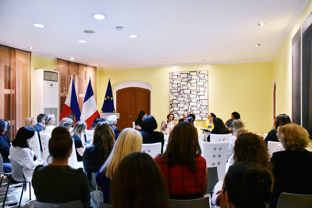 🇫🇷🤝🇵🇭 The French Embassy held a mirror conference to the 4th Ministerial Conference on Feminist Foreign Policy taking place in Paris, led by Ambassador <a href="/MarieFontanelPH/">Marie Fontanel 🇨🇵🇵🇭</a> and Filipina career diplomat Delia Albert, the Philippines’ first woman Secretary of Foreign Affairs <a href="/DFAPHL/">DFA Philippines 🇵🇭</a>.