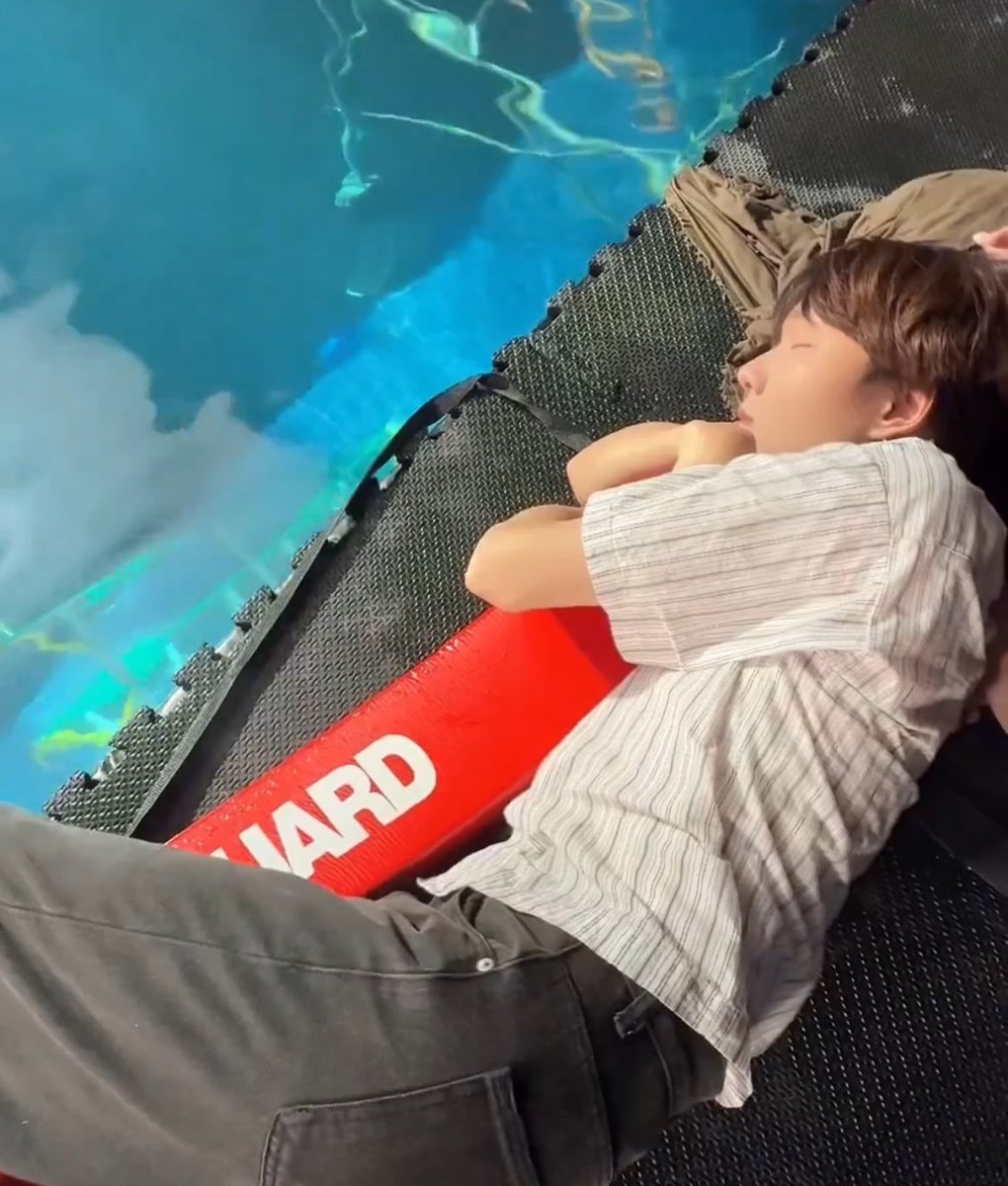 booluvbu's tweet image. คือน่ารักเกินไปมั้ยอะอันนี้ นอนรอพี่ถ่ายจนหลับเยย แง้ เอ็นดูปุ๋งง
⋆｡𖦹 ˚ #KengNamping | #เก่งน้ำปิง  ༘ ⋆｡˚