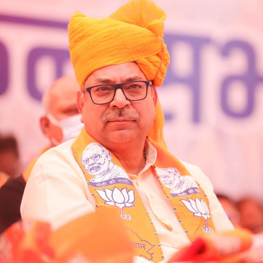 पूर्व भाजपा प्रदेशाध्यक्ष और सादगी की मिशाल आदरणीय सतीश पूनिया जी को जन्मदिन की बहुत बहुत बधाई 🎂🎂🎂🎉🎉 
तेजा बाबा आप पर मेहर बनाए रखे 
#HappyBirthday <a href="/DrSatishPoonia/">Satish Poonia</a>