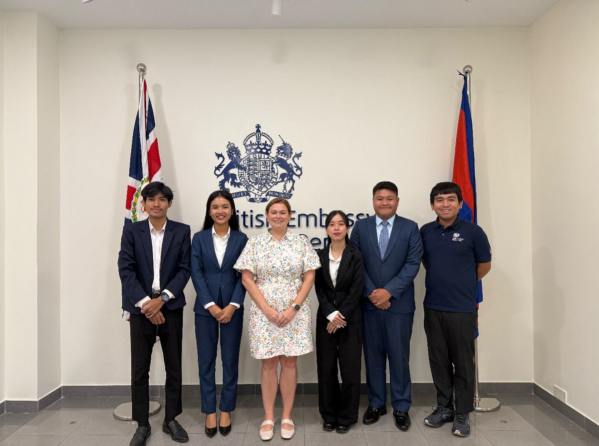 ukincambodia's tweet photo. Deputy Head of Mission @Abigail__Fryer met with Cambodian youth groups Politikoffee &amp; ASEAN UK Young Leaders Initiative to hear their challenges &amp; inspiring work. The UK supports youth voices &amp; inclusive dialogue for positive change. #UKKH https://t.co/RrfvqHYQwh