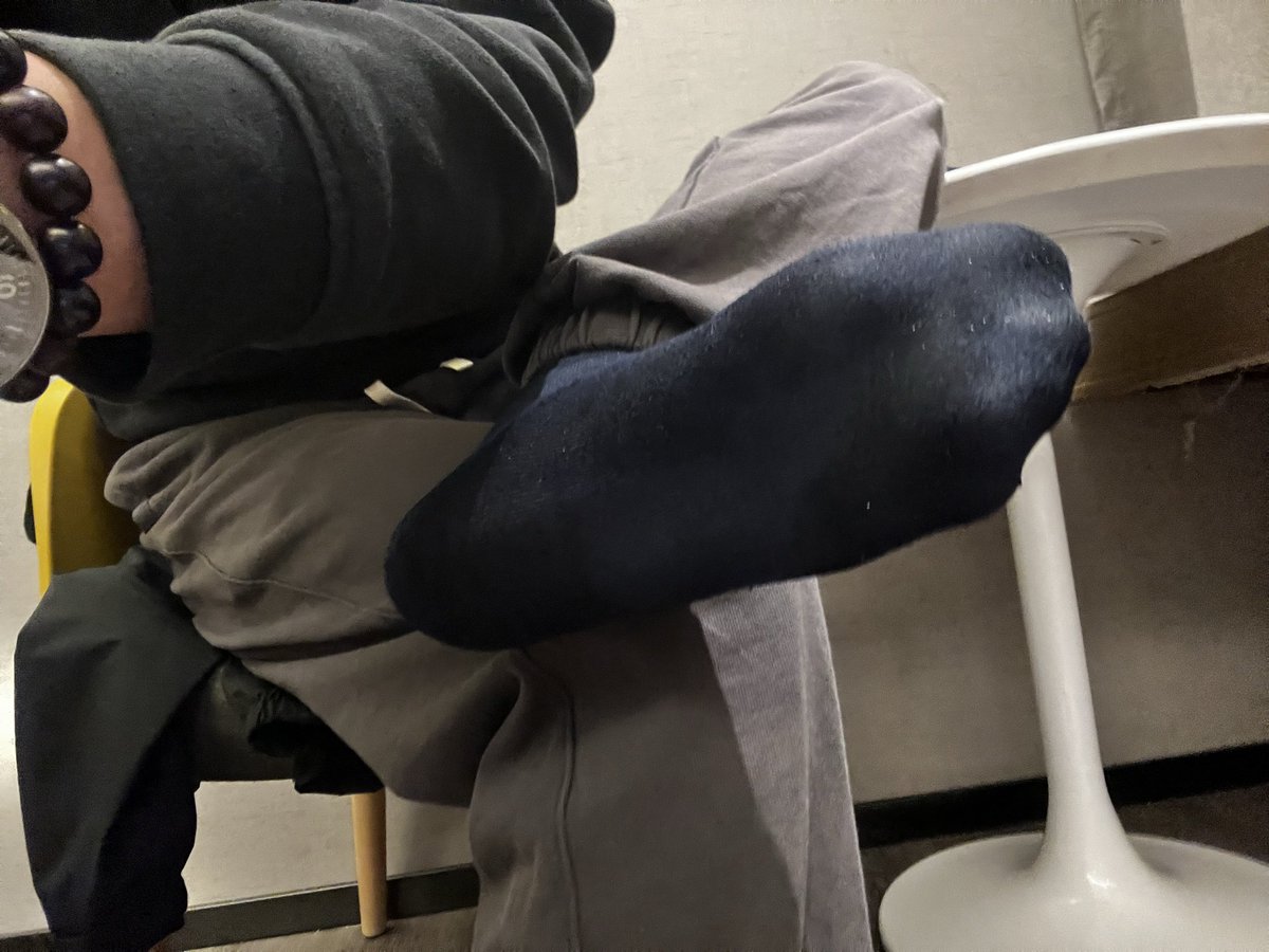 重脏熊臭黑袜小五叔S tweet media