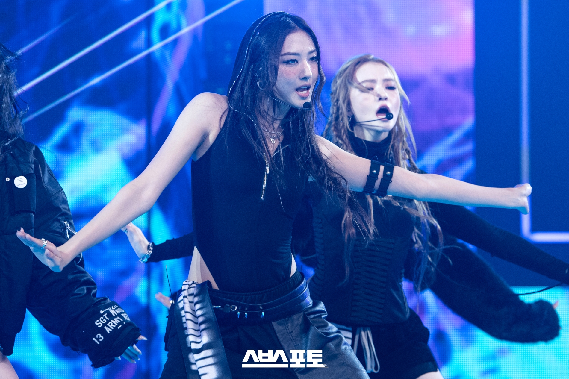 G4AMwwXWEAAraJR?format=jpg&name=large