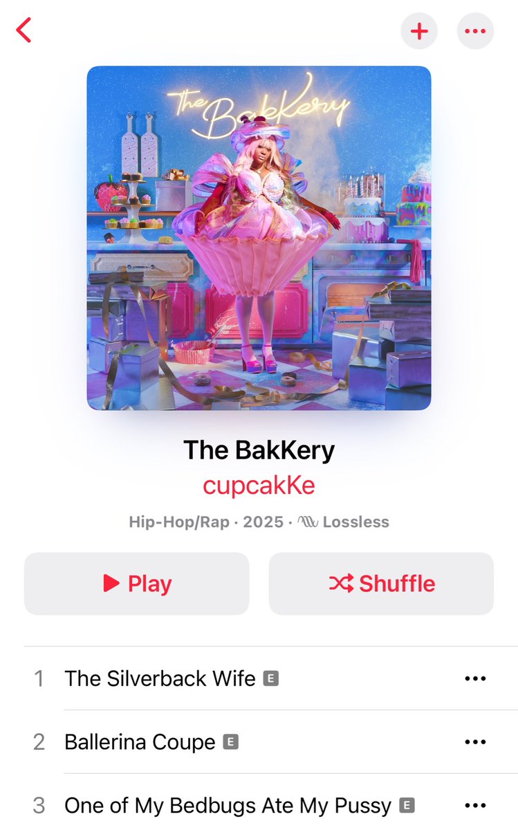 YSLONIKA's tweet image. 16 songs and she changed her flow/sound on every single one… give cupcakke her 10s.