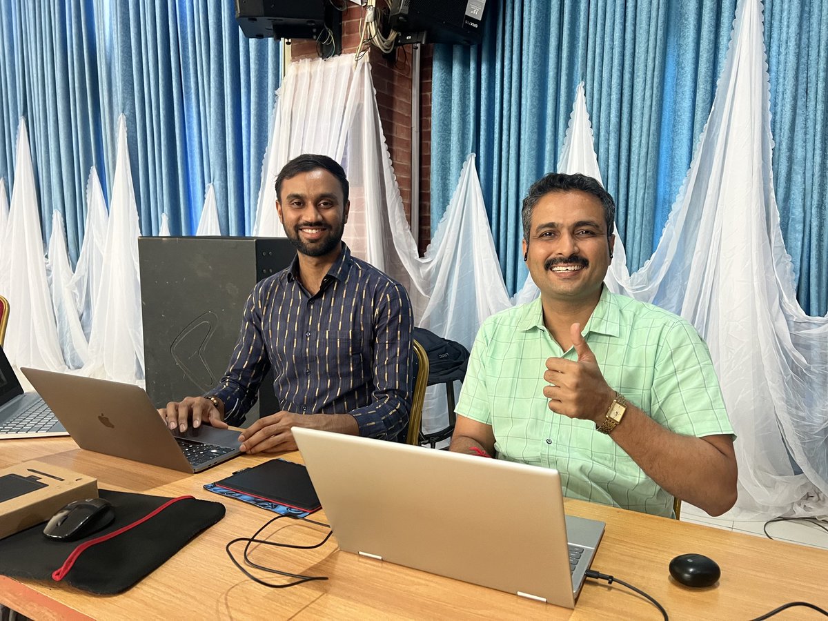 JesuitXavi27730's tweet image. Guided by passion. Powered by purpose.
Our Xavier Jesuit Institute tutors inspired young minds in our August Python course, now we’re bringing that experience online! 💻
🗓️ Online Python Programming Course – Nov 2025
⏰ Register by Oct 28
🔗 selar.com/xajipythononli…
#PythonCourse
