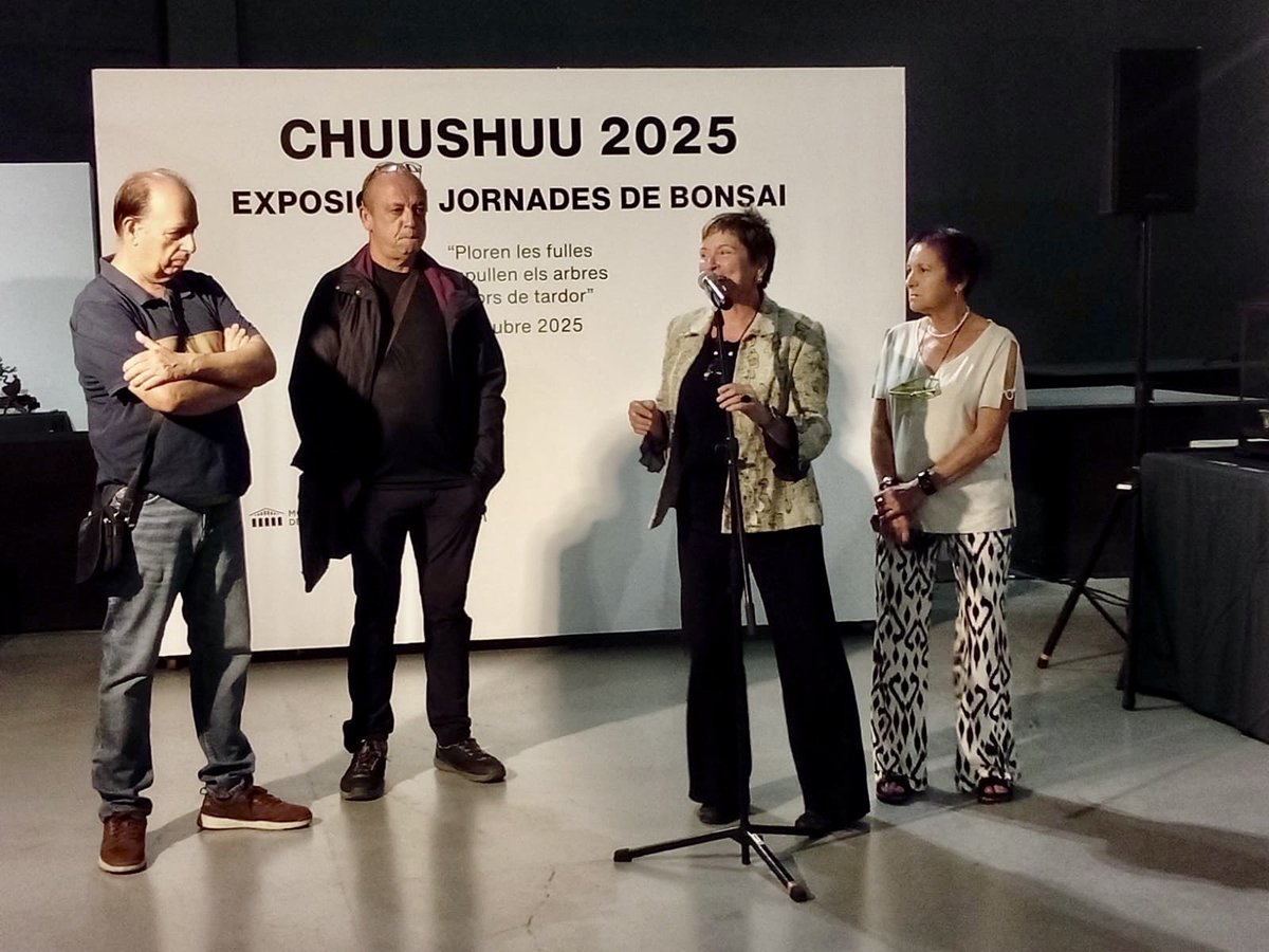 Inauguració exposició i jornades de bonsais #Chuushuu2025 al Refugi 1 del <a href="/PortTarragona/">Port Tarragona</a> organitzades per associació Tarragona Bonsai
La podeu visitar fins diumenge 26 d’octubre.