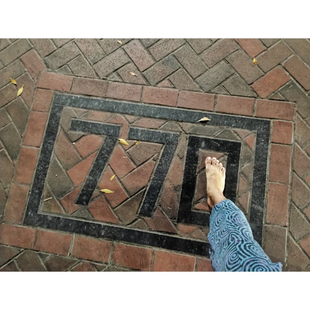 RomanLopezJr's tweet image. Seven Seven 0
0Zer0 can't be numbered 
0 is infinite 
0 has no beginning 
0 has no end 
0 is not of this world 
0 the cosmic egg
0 the NO-thing
0 the KN0WiNG
0 0