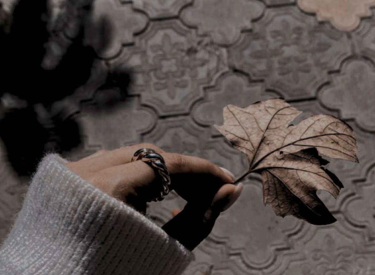 غالبا الأجوبة  ب المواقف
مش ب الكلام🖤🤎