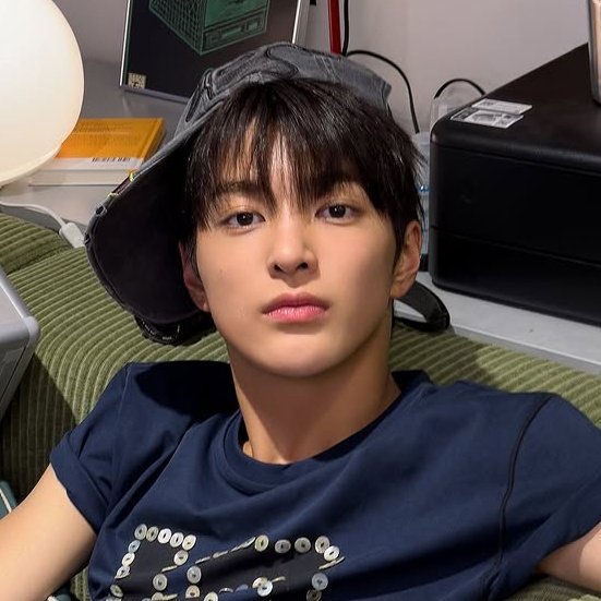 from the womb to 16 years old #KEONHO