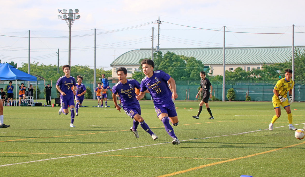1_vvg0's tweet photo. 2025シーズンの活動が終了しました。

今年は、本当にサッカー人生史上最も熱かったなと、フォルダを見返して思いました‼️

色々な経験をさせていただきました。

リーグ戦は5位で、昇格は果たせませんでしたが、この仲間たちとサッカーできて良かったです🔥 https://t.co/kFyORSryQ3