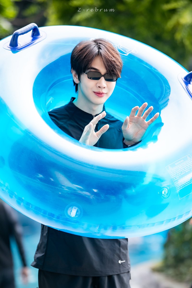 _zrebrum_'s tweet image. ก่อนลงน้ำ มันต้องมีไรงี้ซักนิด 😆😆
#ITSSKINxMaxkyPrivateTrip
#maxky_rp #maxkybyZ