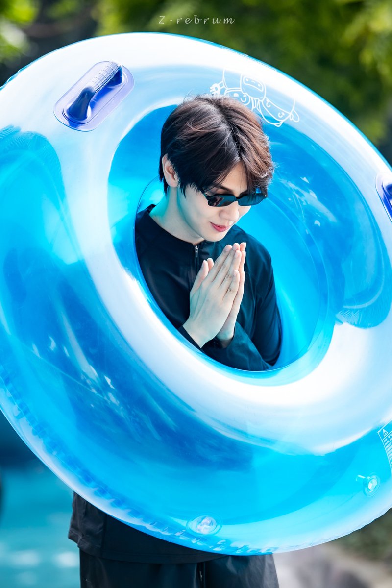 _zrebrum_'s tweet image. ก่อนลงน้ำ มันต้องมีไรงี้ซักนิด 😆😆
#ITSSKINxMaxkyPrivateTrip
#maxky_rp #maxkybyZ