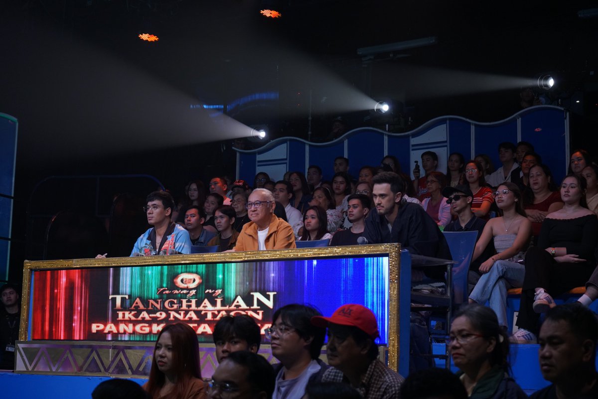 OG TNT Hurado Billy Crawford is here!

#Showtime16
WATCH #ItsShowtime LIVE:  linktr.ee/itsshowtimena