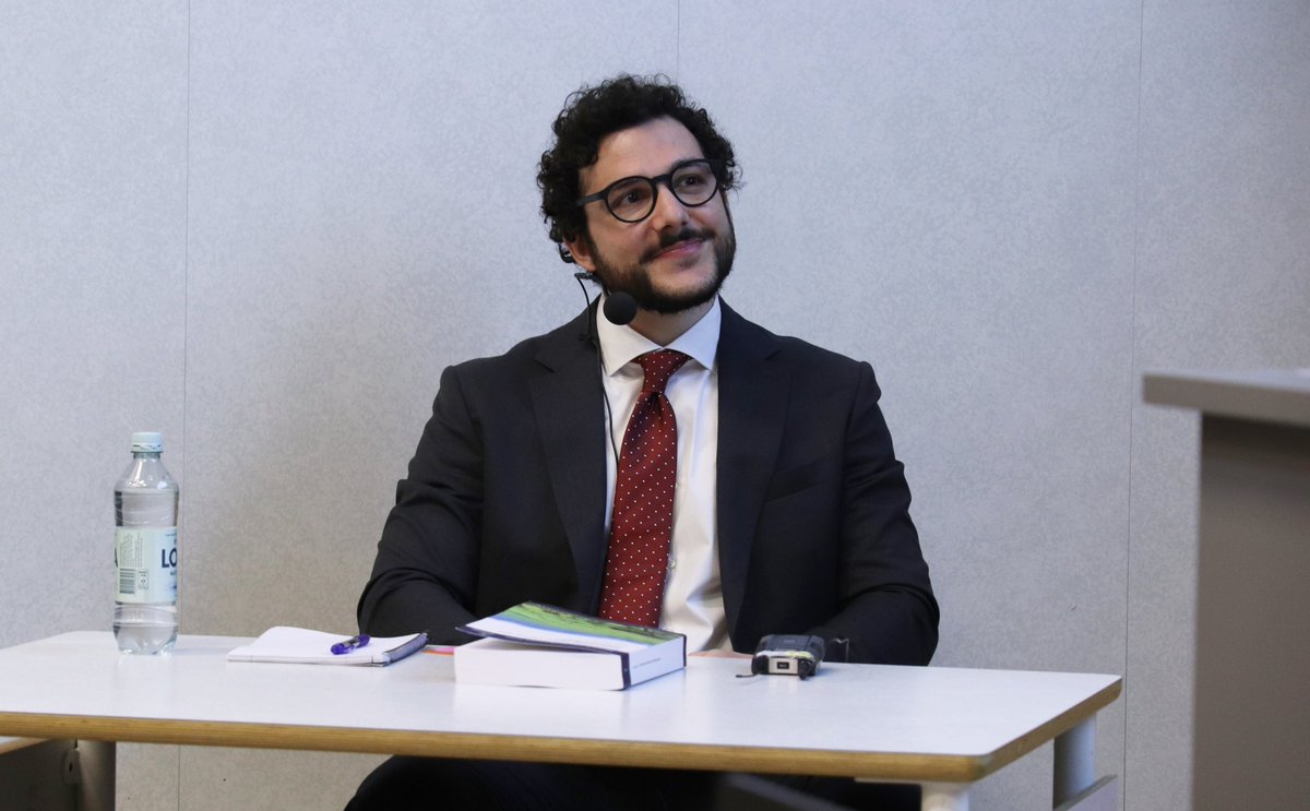 IIES_Sthlm's tweet image. Huge congrats to @iacobianchi on successfully defending his thesis! His thesis sheds new light on how structural, informational, and historical forces shape development in Sub-Saharan Africa.
Next stop: the World Bank. bit.ly/3WR2Udd
#EconTwitter #DevelopmentEconomics