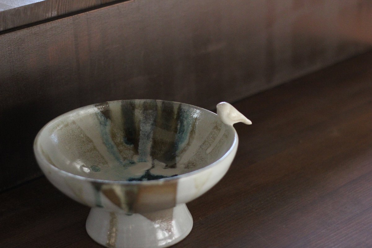 存在感抜群の焼締めのオブジェ的作品。蓋物の楽しさを味わえます。 tapioca on X