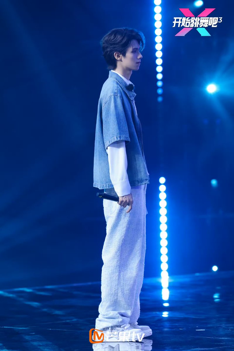 Luoyizhou1603's tweet photo. 20251024 | 开始跳舞吧 Weibo Update!
ประกาศด่วน! พลังความหล่อบนเวทีของอาจารย์หลัวพุ่งเกินลิมิต! รีบกดเข้าไปดูฉบับเต็ม EP05 ทางแอป Mango TV หรือยูทูปเพื่อปลดล็อก “สถานีหัวใจเต้นแรง” กันเถอะ! (2)
🔗 https://t.co/3vqIlwd6yO
#ReadyToDance3
#开始跳舞吧3
#หลัวอีโจว
#Luoyizhou
#罗一舟