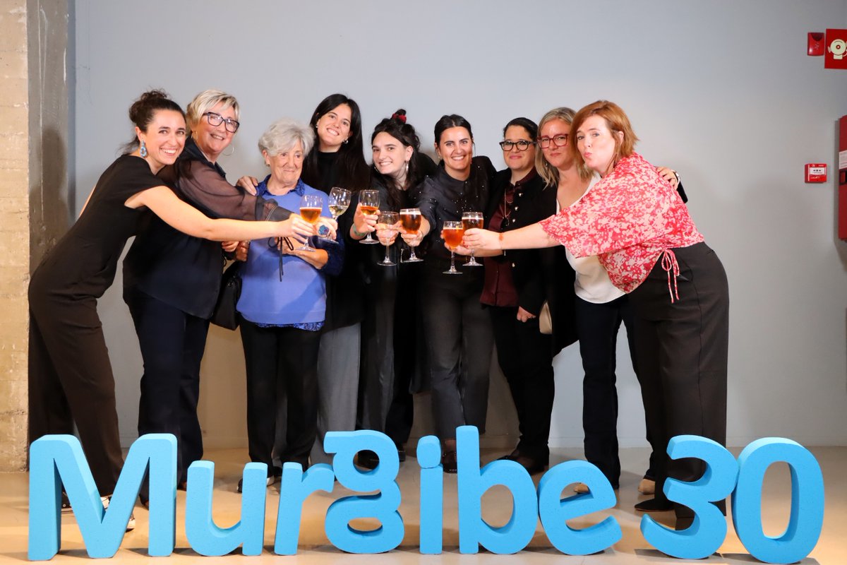 🥳 ¡Esta semana hemos celebrado nuestro 30 aniversario! 🥳 
¡Gracias a todas las personas que os acercasteis a compartir un rato con nosotras!