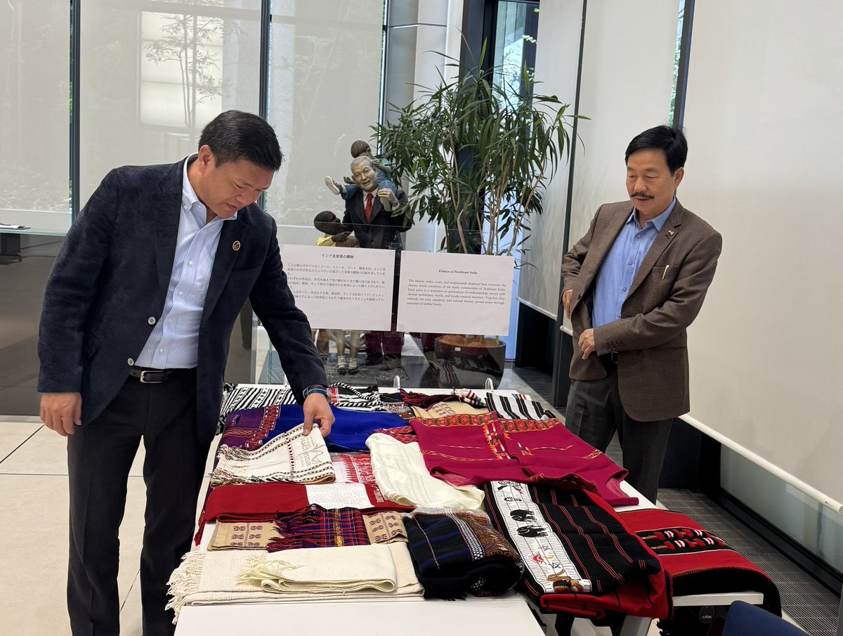 Thank you to the Sasakawa Peace Foundation (SPF), Japan, for displaying the rich handicrafts of North-East India at their headquarters in Tokyo.
The North Eastern states are known for their diverse textiles, intricate handicrafts, and unique cultural artistry a reflection of our