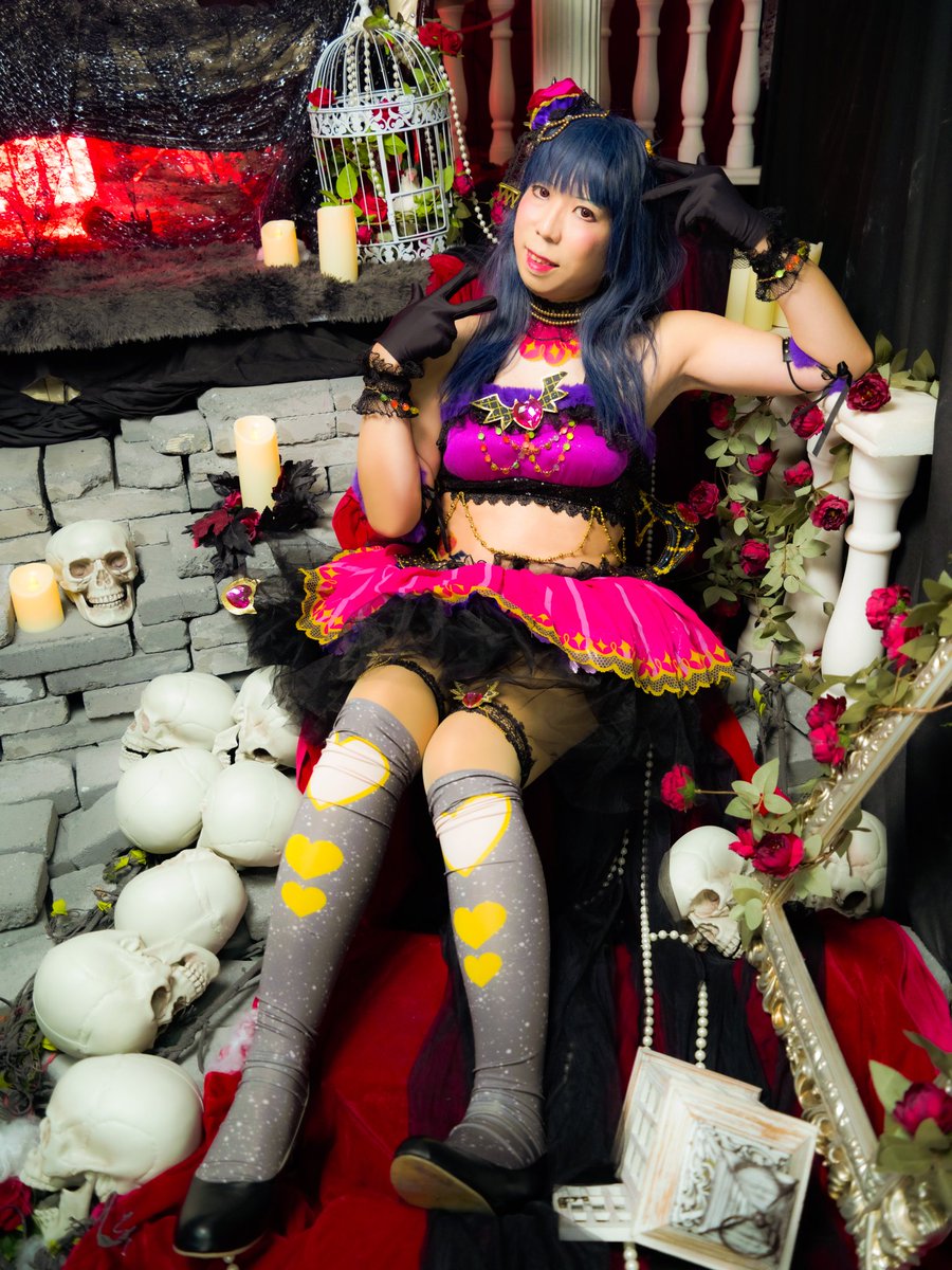 CoserTakatetsu's tweet photo. ＃コスプレ
#コスプレイヤーさんと繋がりたい
#ラブライブサンシャイン
#ヨハネ
＃津島善子
#ハロウィン

ハッピハロウィン🎃
これはパート１です、明日はパート２に😆

ダイヤさん：rachelkyyuen
📸 ： tongkowloon
(すべてはInstagram です) https://t.co/jSmVpwd56l