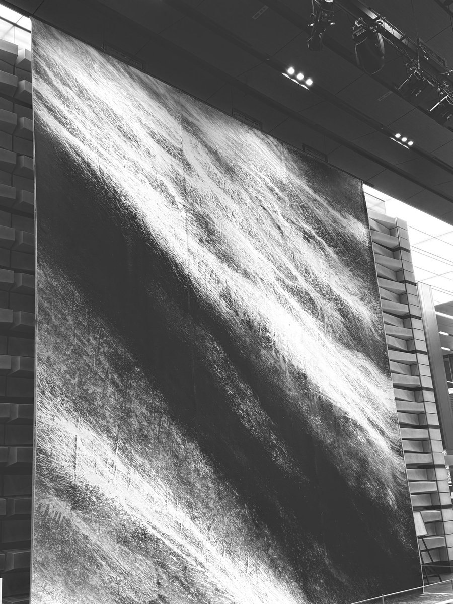 Emma (@sqnq_si3_7et) on Twitter photo 