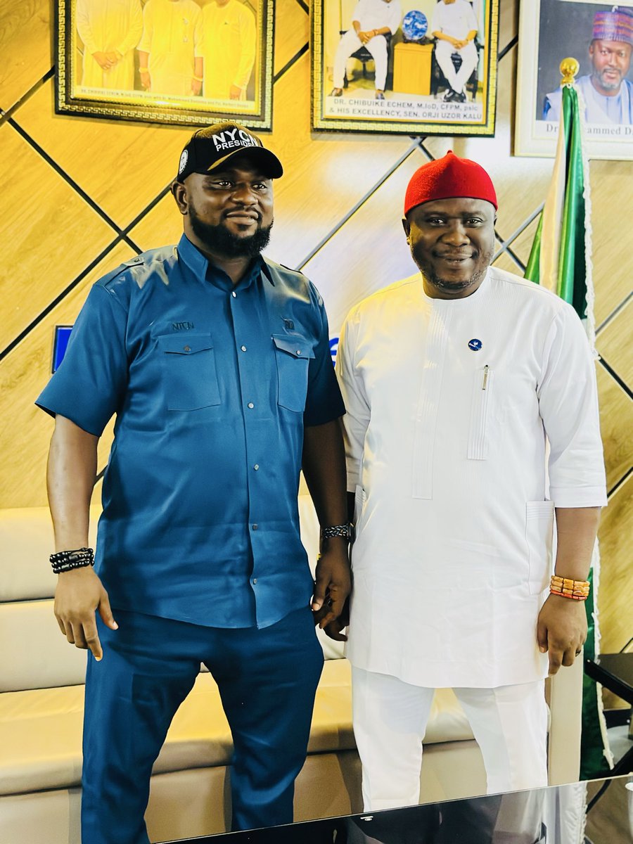 dcechemofficial's tweet photo. I received in audience my good friend and brother Oladele John Nihi - Special Adviser on Youth and Student Matters to Kogi State Governor and the President of the National Youth Council of Nigeria (NYCN) Amb Babangida Onimisi
at the Princeton Group Headquarters Abuja. https://t.co/e9dW4ndAeM