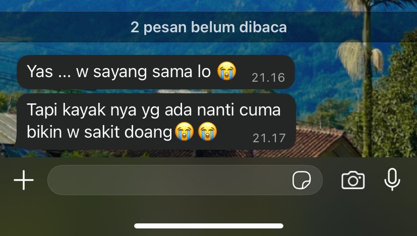 Sekarang aku jadi versi yang jahat. Engga bisa terima orang yang sayang sama aku😔