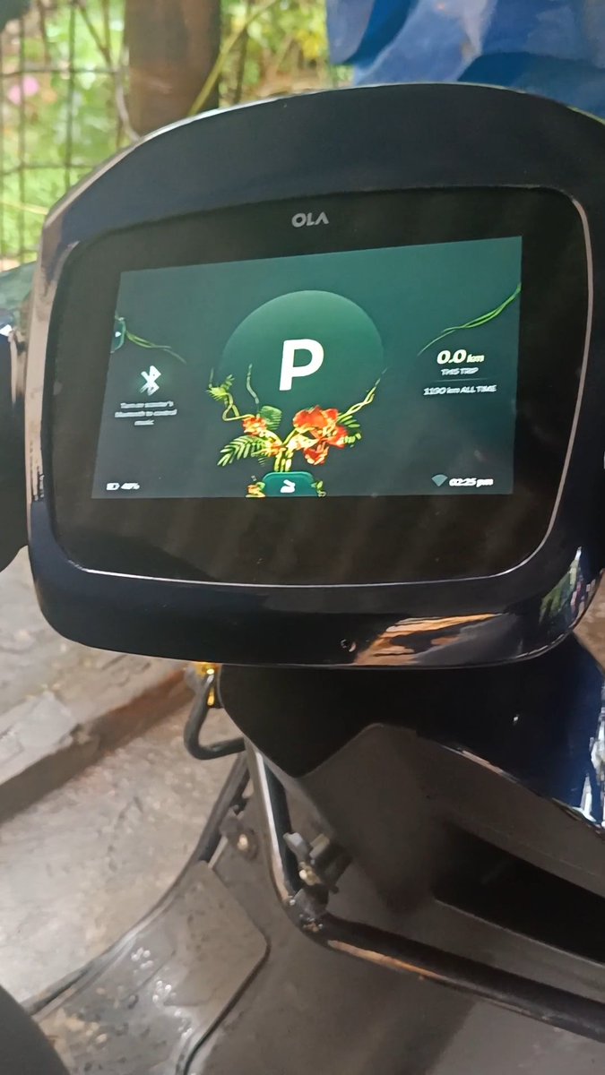 avinashrout33's tweet image. Bought my #OlaS1PRO 4Kwh Gen3 and the charger stopped working after a month of purchase😤 Service center keeps delaying the replacement. @OlaElectric, this is frustrating. Resolve this issue immediately.  #EVProblems #CustomerServiceFail
@bhash @ola_supports