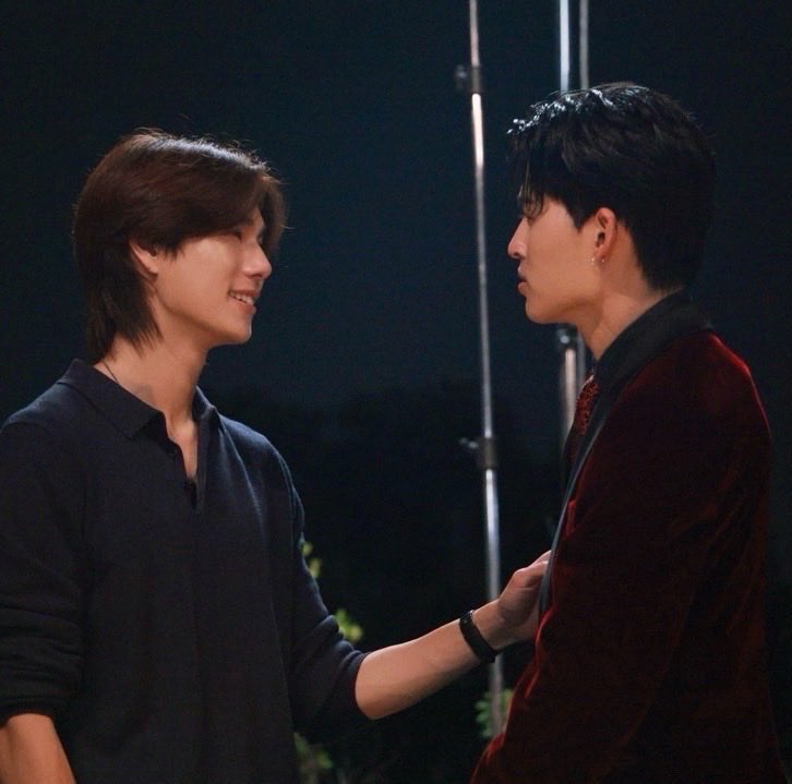 PPWL0VEBOT's tweet image. this peach with khun thee’s tie moment… did something to me🧎🏻‍♀️

MeAndThee 5M

#MeAndTheeSeriesPilot5M #ปอนด์ภูวินทร์