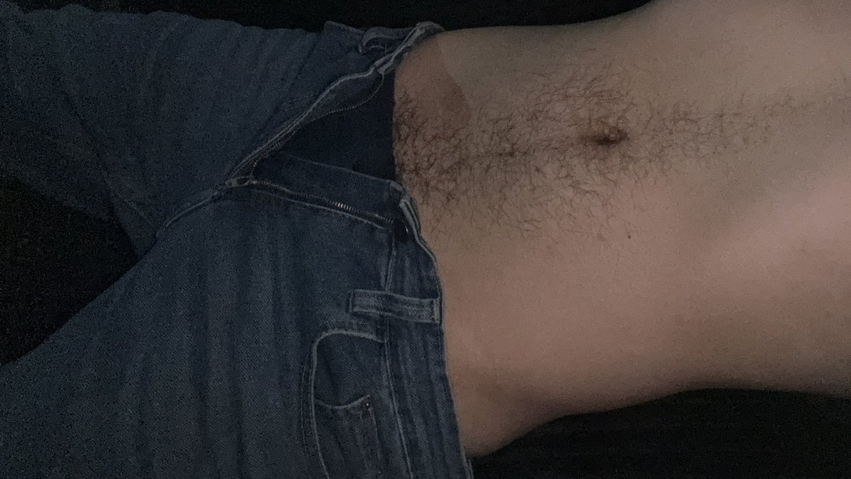 cloud dancer ☁️ tweet media