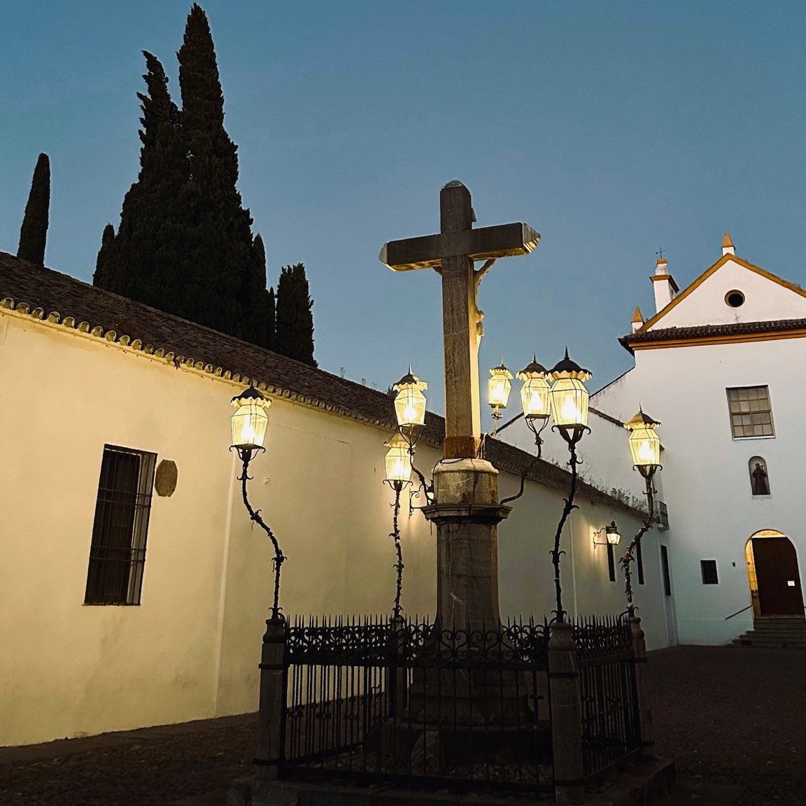 reruxxi's tweet photo. Feliz día a todos los que tenemos suerte de ser de la ciudad más bonita. Mi Córdoba. https://t.co/xKxOSLDwVg