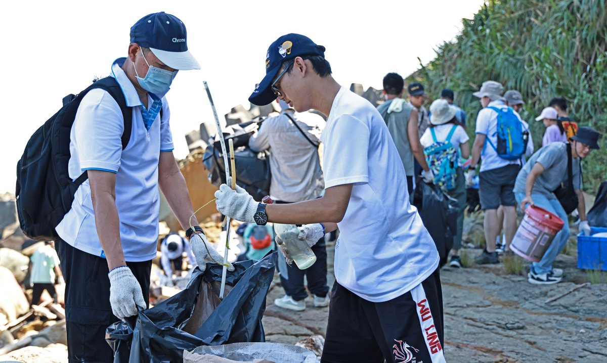 Together with Chroma, DynaScan joined more than 150 volunteers and family members for a coastal cleanup and education event at Keelung Heping Island, collecting 535 kg of debris &amp; learning how everyday choices can make a big impact. Read the full story: dynascan.net/4nDP21b