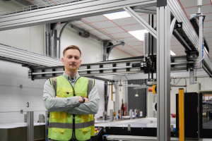 #Noticia Noticia: Metaprint automatiza su producción con un robot lineal XXL de igus para la carga de máquinas de impresión: La automatización a medida no siempre supone una gran inversión; así lo demuestra Metaprint AS, uno de los mayores fabricantes… dlvr.it/TNs1mV