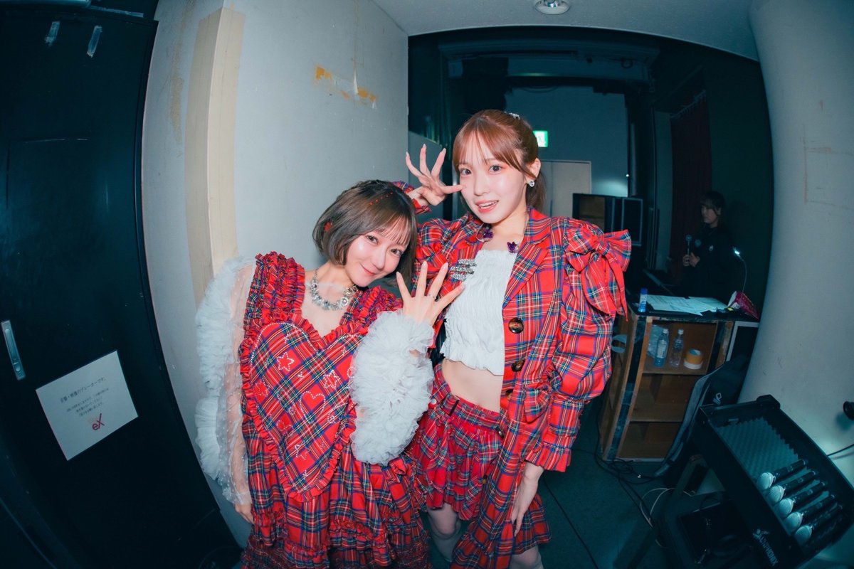 ひらがなかみやど 石綿なこ（現ベイビークレヨン 石綿日向子）ソロチェキ＆生写真 🐝 New Artist Photo👶🏻📷 BABY-CRAYON〜1361〜 💛石綿日向子