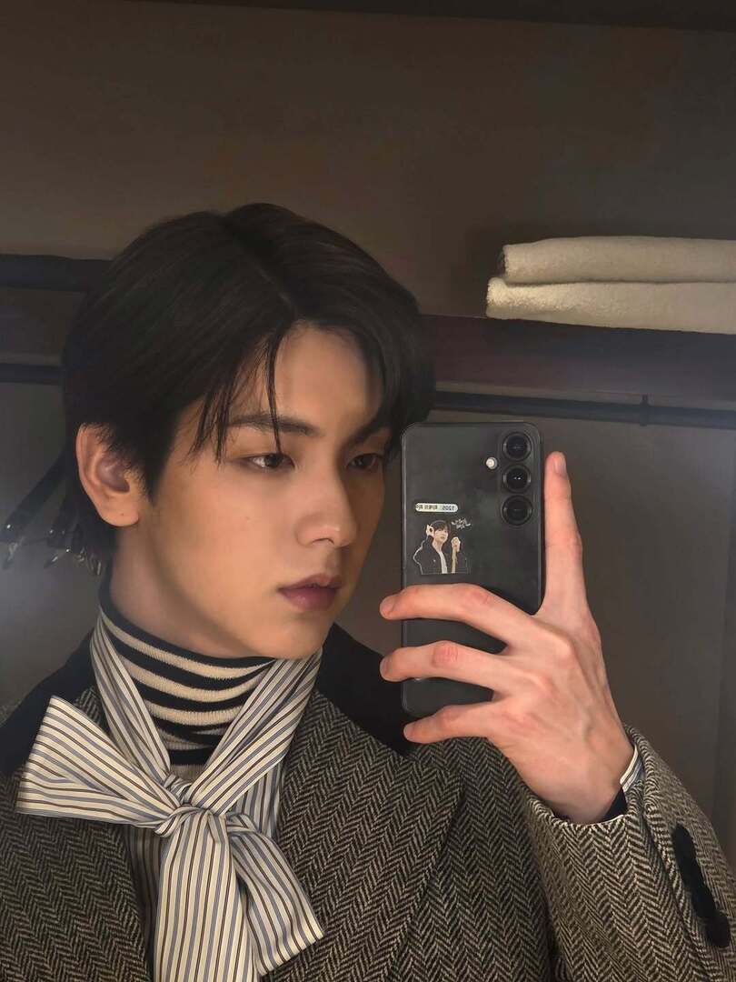 selfolssi ♤ tweet media