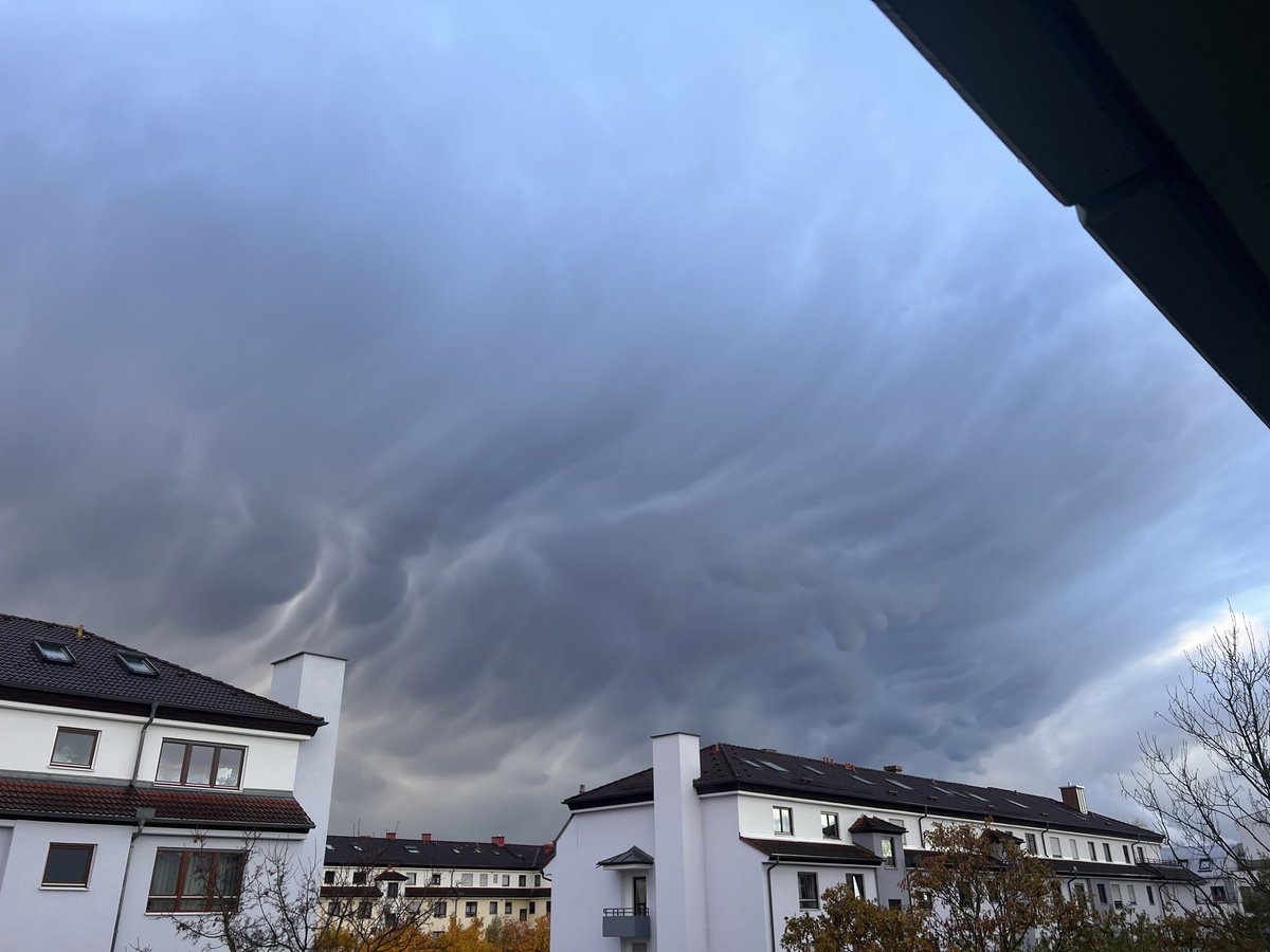 Облака словно нейросеть