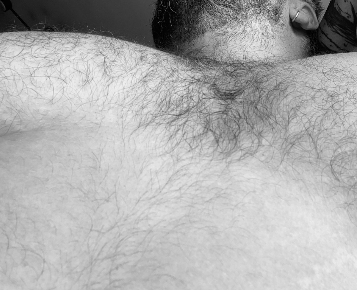 Ееееееееех, пʼятниця 
😁🐻😁
#GM #hairy #хтивапʼятниця