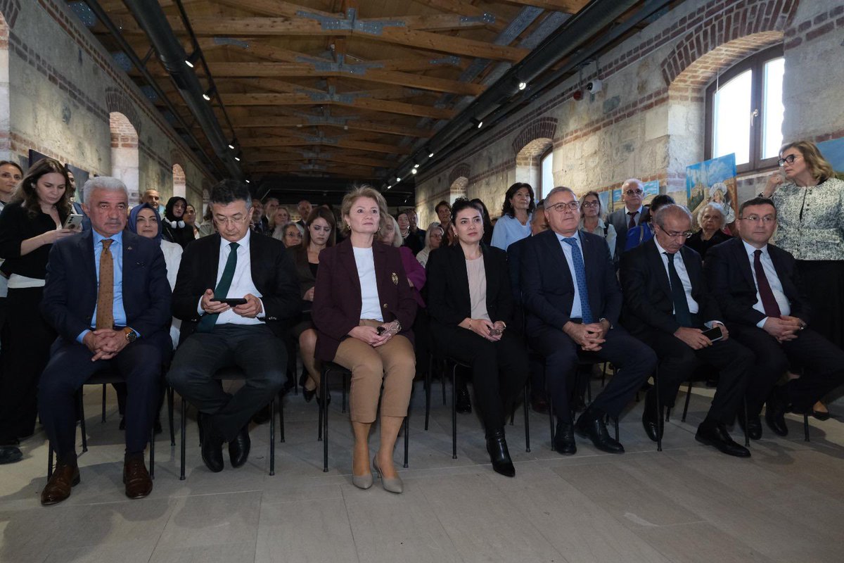Bostancı ve Tuzla Halk Eğitimi Merkezleri’nin iş birliğiyle yürütülen “Evliya Çelebi’nin İzinde” projesi kapsamında Rami Kütüphanesi’nde hazırlanan sergi, protokol ve davetlilerin katılımıyla gerçekleştirildi.
<a href="/MucahitYentur/">Murat Mücahit Yentür</a> <a href="/izekier53/">İrfan Zeki ER</a> <a href="/mem_ozturk/">Mustafa ÖZTÜRK</a>