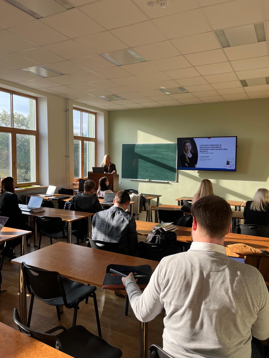 🙌 22. oktobrī viesojāmies <a href="/LaBiTeU_lv/">Latvijas Biozinātņu un tehnoloģiju universitāte</a> Meža un vides zinātņu fakultātes projektu grupas sanāksmē, kur stāstījām par one-pager jeb institūciju vizītkaršu izstrādi. Paldies  par uzaicinājumu un aktīvo piedalīšanos praktiskajā daļā!💡