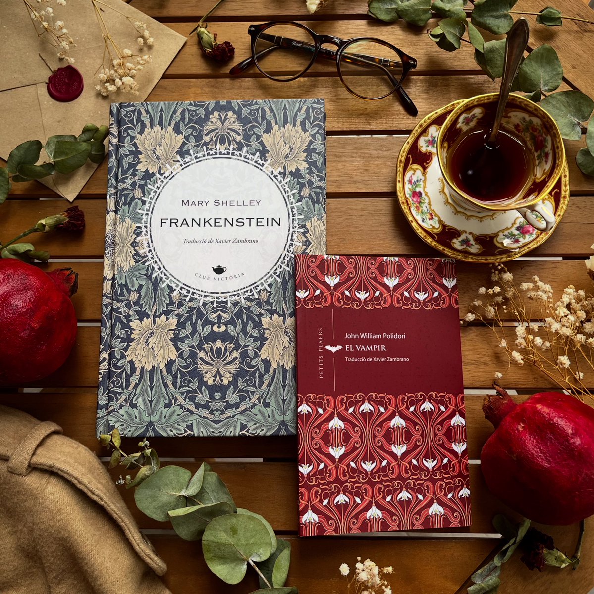 blancapujals's tweet photo. La nit que canviaria per sempre la història de la literatura… “Frankenstein” de Mary Shelley i “El vampir” de Polidori 🍂🦇⚡️🌧️🍁 https://t.co/7kG6lYIJLh
