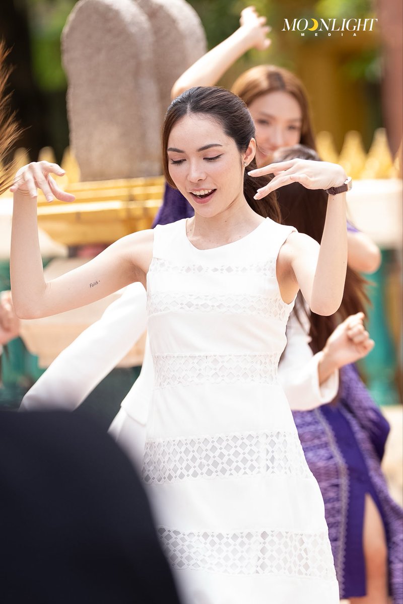 พี่ดาราเค้าม่วนเวอร์

#UnlimitedLoveTheSeries 
#บริษัทนี้ไม่มีจำกัด #อิงล็อต #Englot