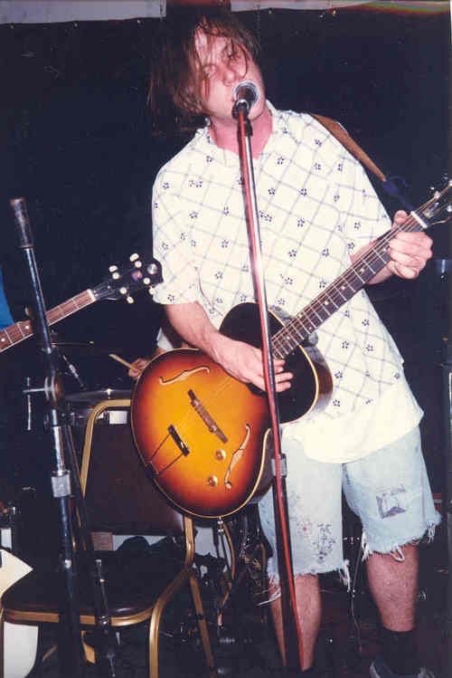 KoiBain's tweet photo. Jeff Mangum has changed my worldview of music as a whole, in lyrics, vocal style, art style, everything. Neutral milk hotel has taken some of the hardest times in my life and made them a treasure.
@teensbuildmusic Jeff will always be top, I don’t care about neon.
@astradisastra https://t.co/nO56G5hp4a