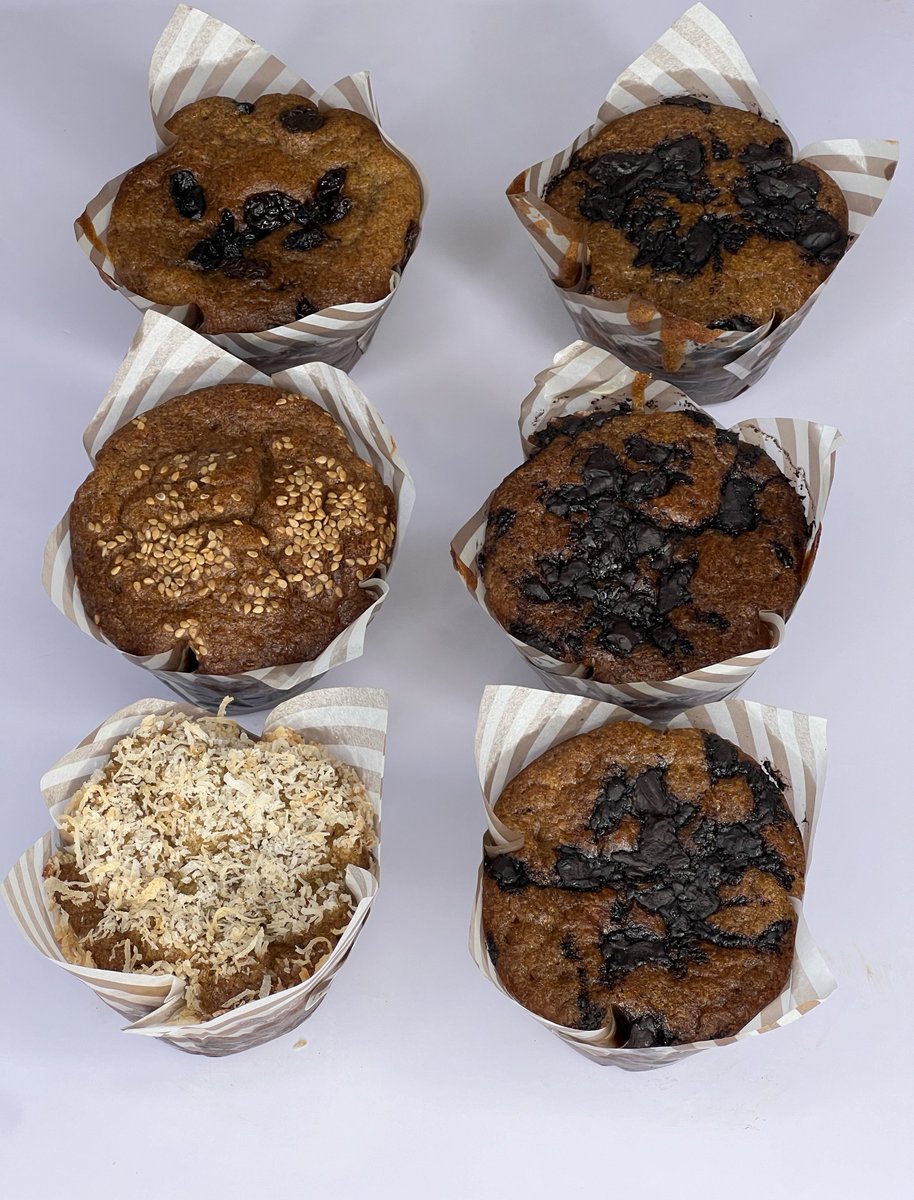 Girls come and buy cake so I will not have time to keep your men company o