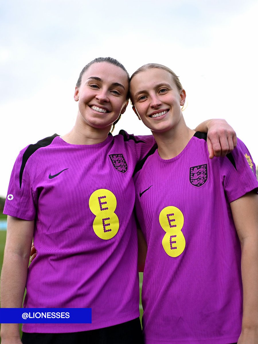 Niamh and Aggie at camp. 🤗
