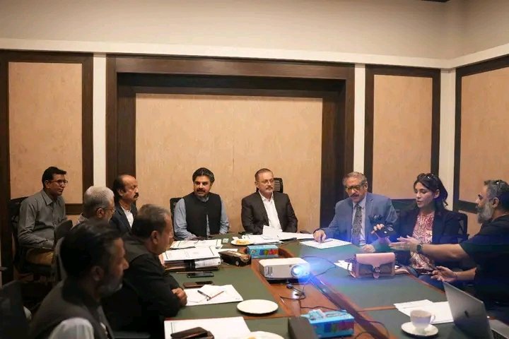 alam_shah76927's tweet image. کراچی: سندھ کے سینئر وزیر شرجیل انعام میمن کی زیرِ صدارت محکمہ اطلاعات کے کنٹینٹ اینڈ پروڈکشن بورڈ کا اجلاس منعقد۔
#SindhInformation #MediaDevelopment
@sharjeelinam