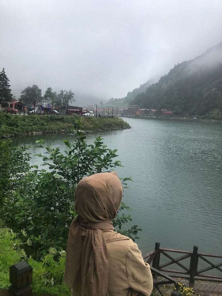 Herşeyi duanıza ekleyin.
Elbet bir gün dallanıp, budaklanır.
Çağrınıza " evet" der.🤲
#hayirlicumalar