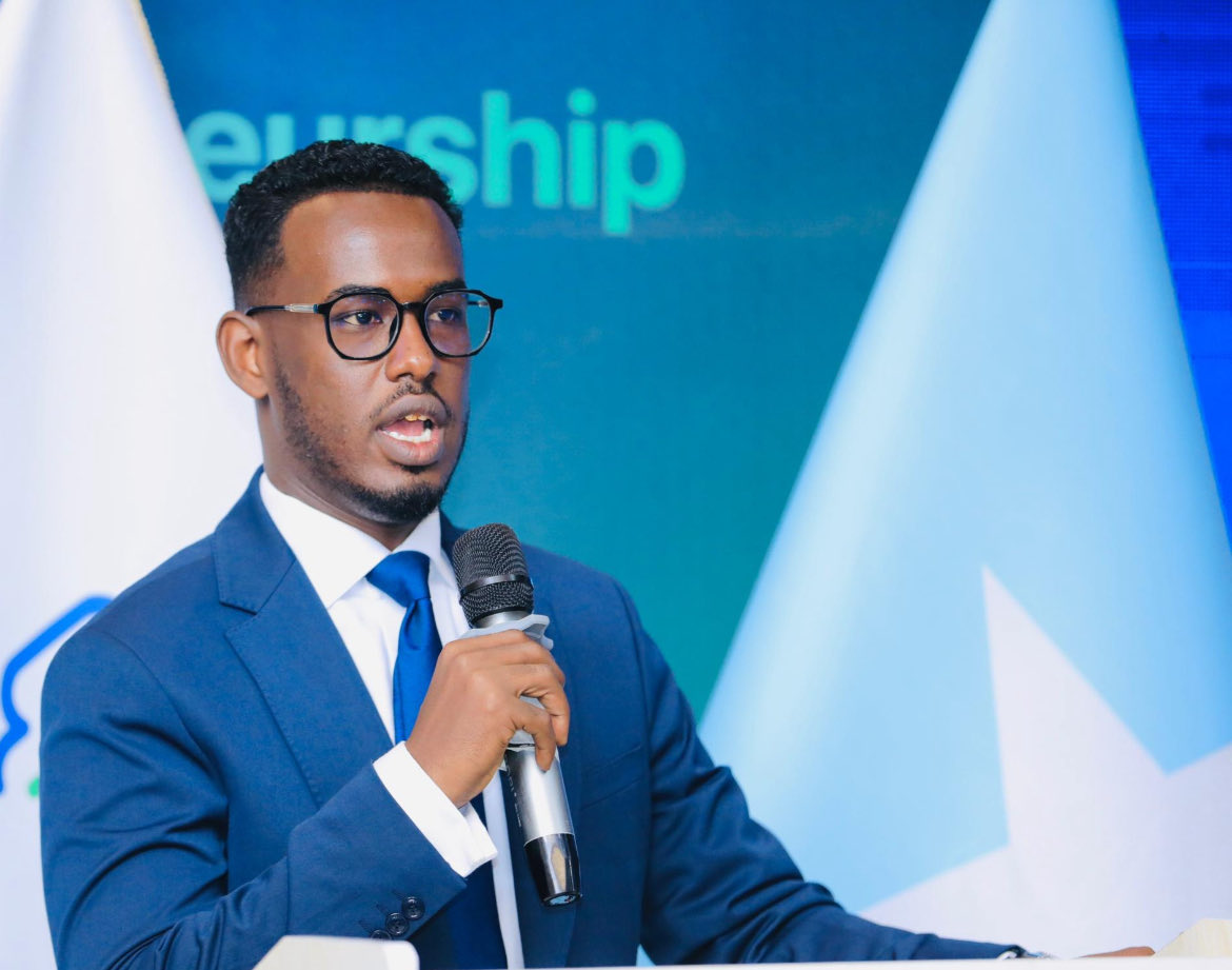 Somalia’s greatest challenge isn’t lack of potential, it’s lack of equitable opportunity,” says Abdirahman Yusuf <a href="/Maandhis_Youth/">𝐌𝐀𝐀𝐍-𝐃𝐇𝐈𝐒 Youth Organization</a>. The call by the youth for decent jobs demands urgent and united action. #endpoverty worldbank.org/en/region/afr/…