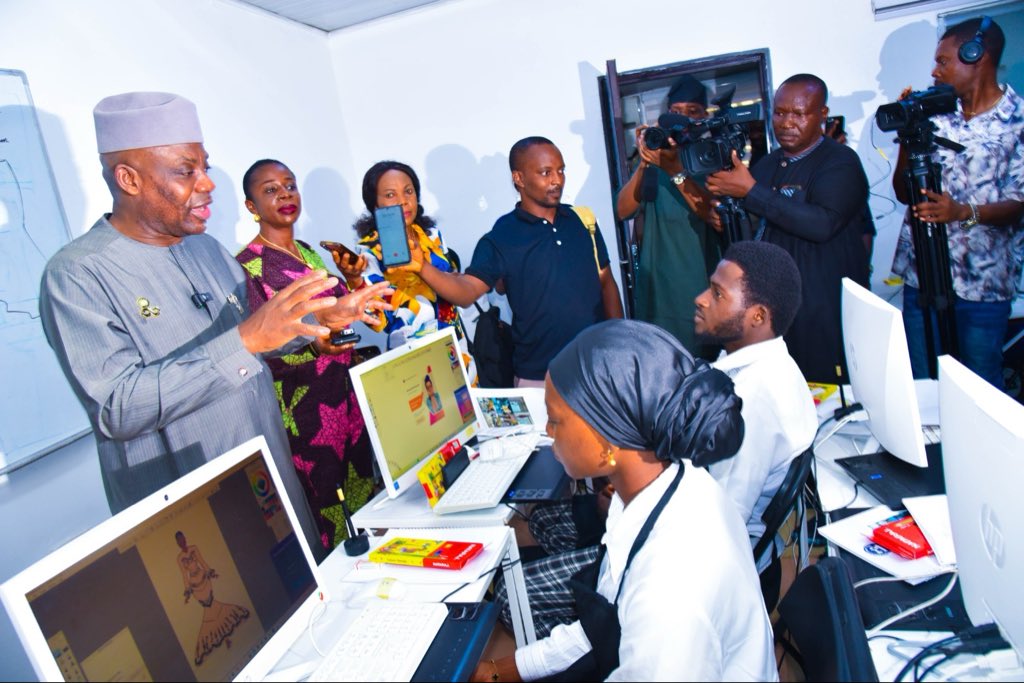 FG has launched the training of nearly one million youths under the TVET Initiative — a transformative programme of the Federal Ministry of Education to produce entrepreneurs, not job seekers.